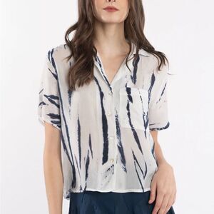 Luna luz Celine short sleeve blouse in tie dye‎ art to wear women’s size S